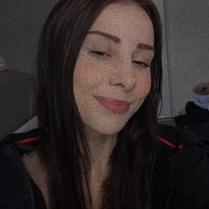 Meet your Posher, Makayla